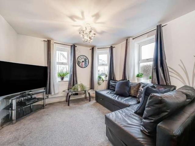 Flat for sale in Great Faringdon, Dromore