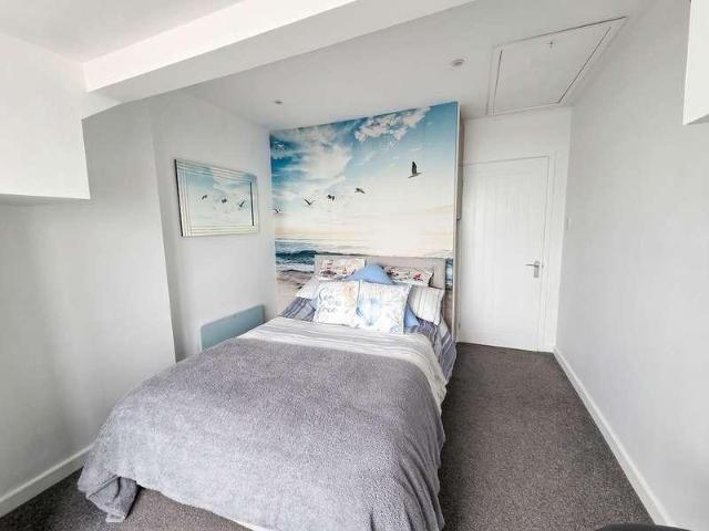 Flat for sale in Dawlish, Bridford