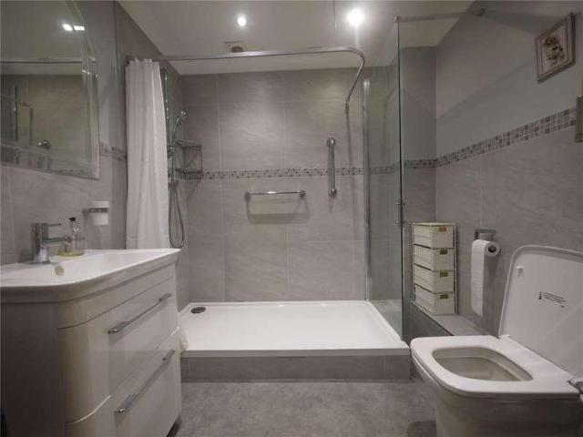 Flat for sale in Ongar, Epping