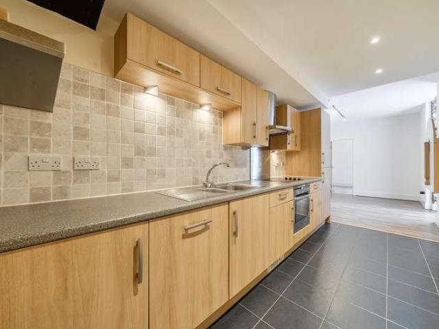 Flat for sale in City Centre, Georgia