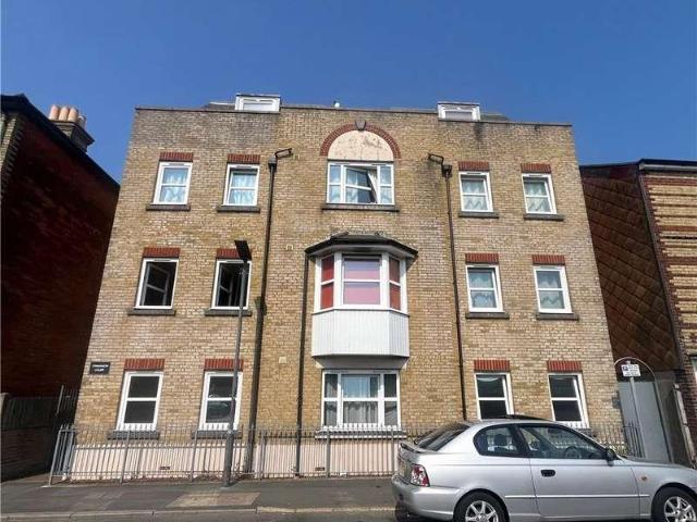 Flat for sale in Nodehill, Shide