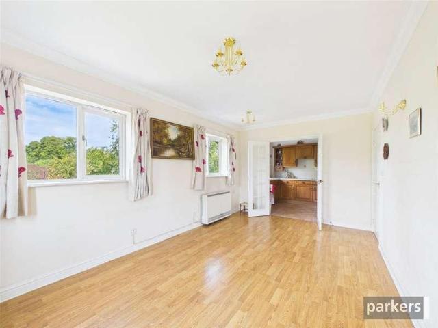 Flat for sale in Twyford