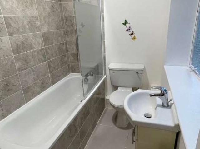 Flat for sale in St. John's Wood, Greater London