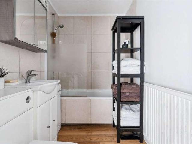 Flat for sale in Bayswater, Greater London