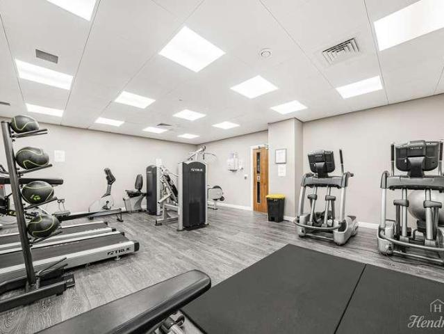 Flat for sale in Alton Barnes, Essex