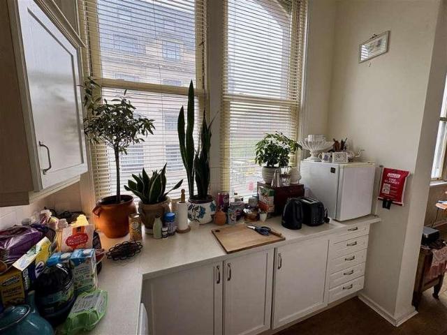 Flat for sale in City Centre, Georgia