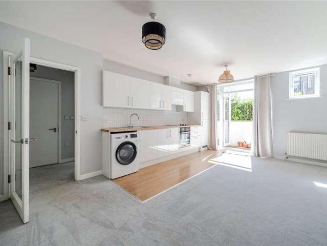 Flat for sale in Blackhills, Surrey