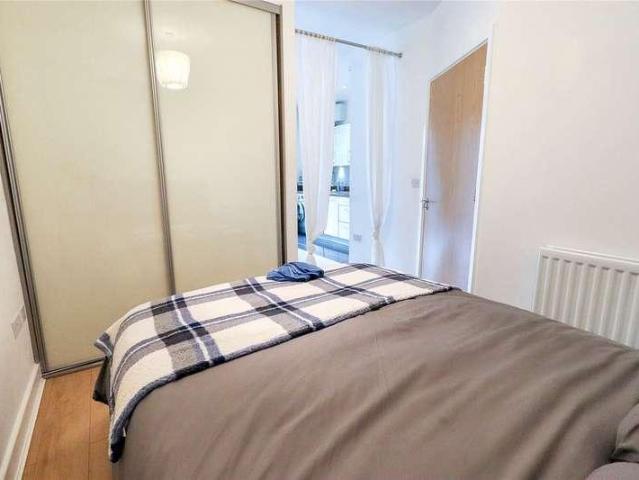 Flat for sale in East Twerton, Dulcote