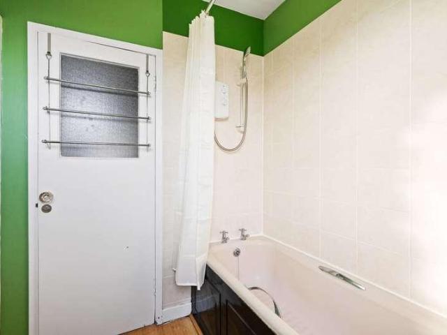 Flat for sale in Canongate, Old Town