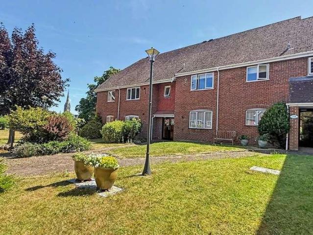 Flat for sale in Harnham, Salisbury