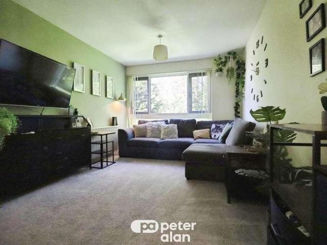 Flat for sale in Falcon Lodge, Wales
