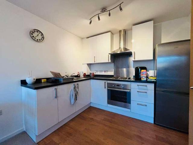 Flat for sale in Salford, Greater Manchester