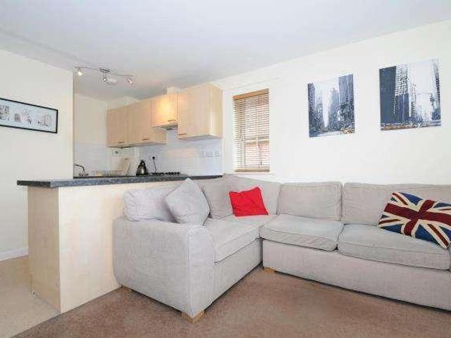 Flat for sale in Chesham