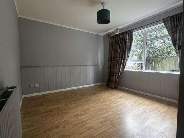 Flat for sale in West Worthing, Worthing