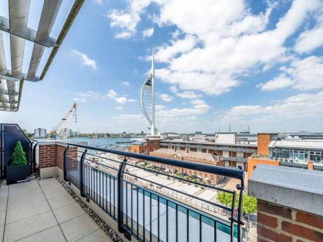 Flat for sale in Portsea, City Of Portsmouth