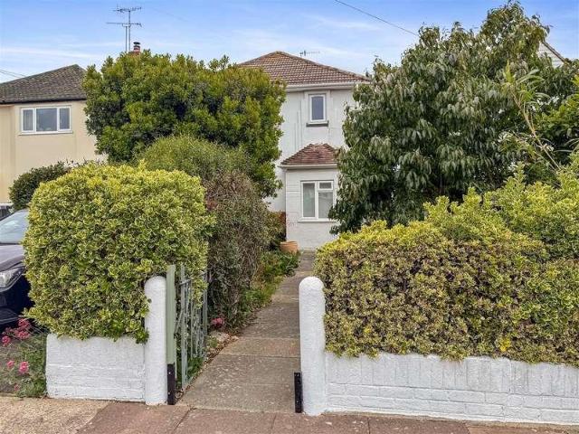 Flat for sale in West Worthing, Worthing