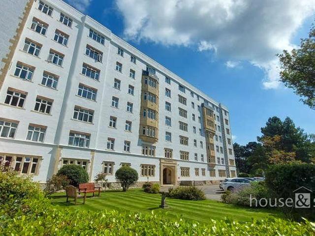 Flat for sale in West Cliff, Bournemouth