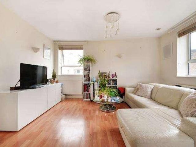 Flat for sale in Maida Vale, Greater London