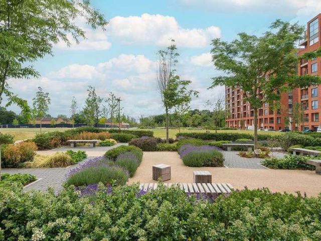 Flat for sale in Colindale Gardens, Greater London
