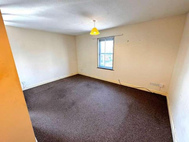 Flat for sale in Beckton, Greater London