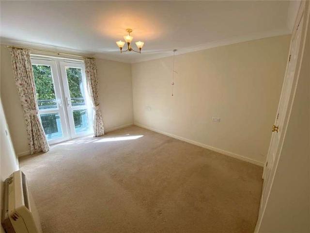 Flat for sale in Highcliffe