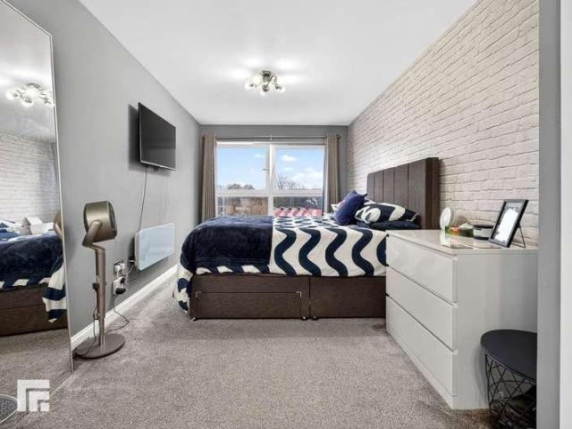 Flat for sale in Falcon Lodge, Wales