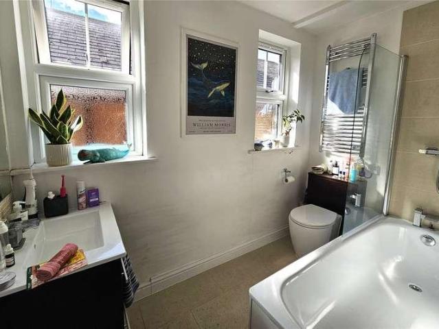 Flat for sale in Beacon Hill, Waverley