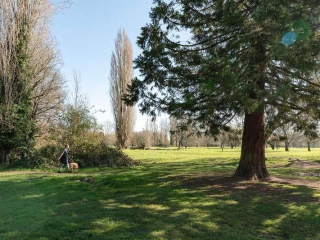 Flat for sale in Dromore, Oxfordshire