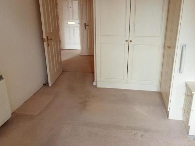 Flat for sale in Feckenham, City Of Bristol