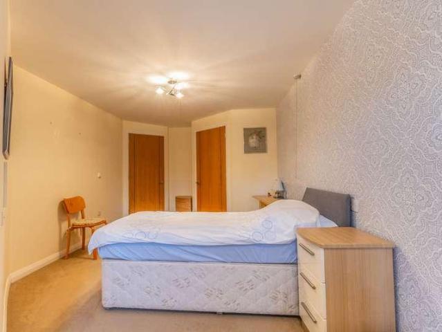 Flat for sale in Flookburgh