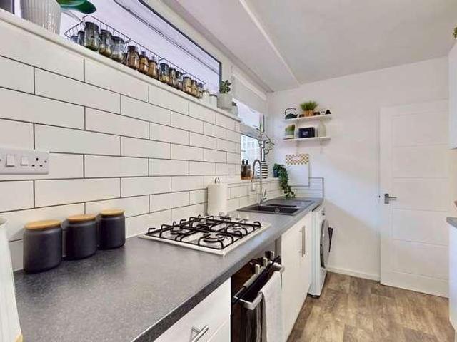 Flat for sale in Rotherhithe, Greater London