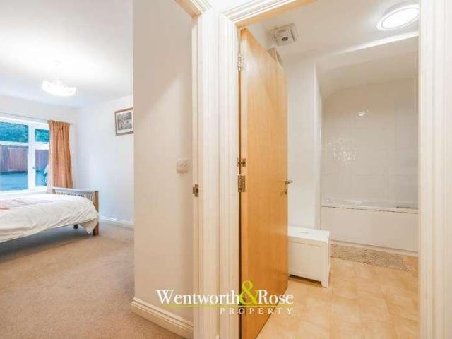 Flat for sale in Harborne, West Midlands