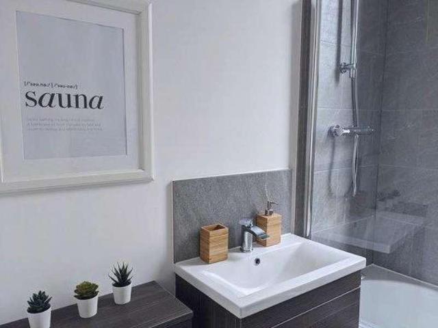 Flat for sale in Collyhurst, Manchester
