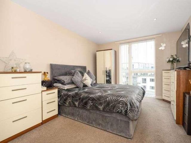 Flat for sale in Blackhills, Surrey