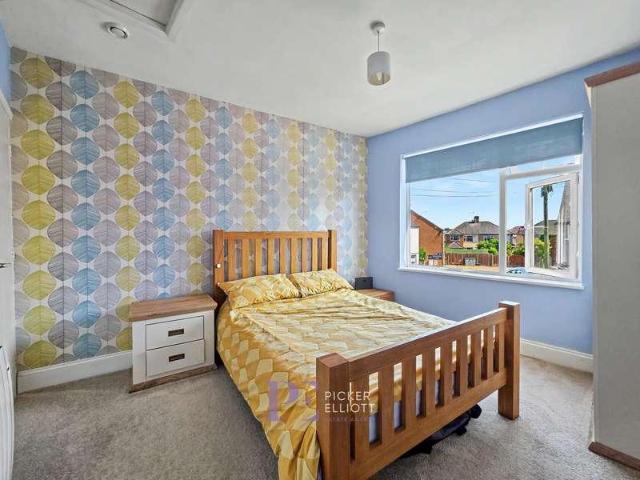 Flat for sale in Lash Hill, Hinckley and Bosworth