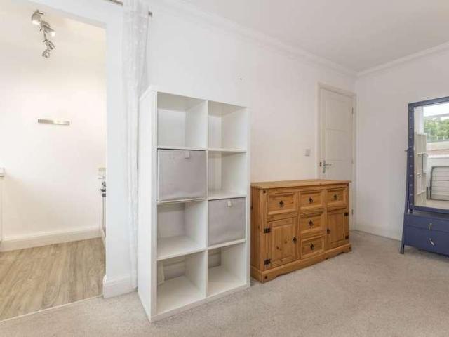 Flat for sale in Earlham Rise, East Bank