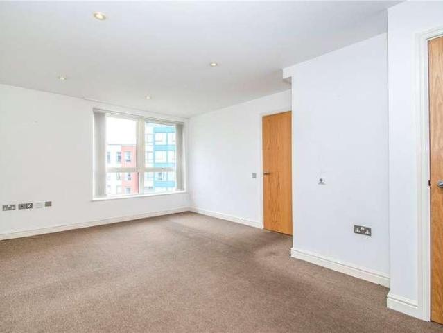 Flat for sale in Lakenham, East Bank