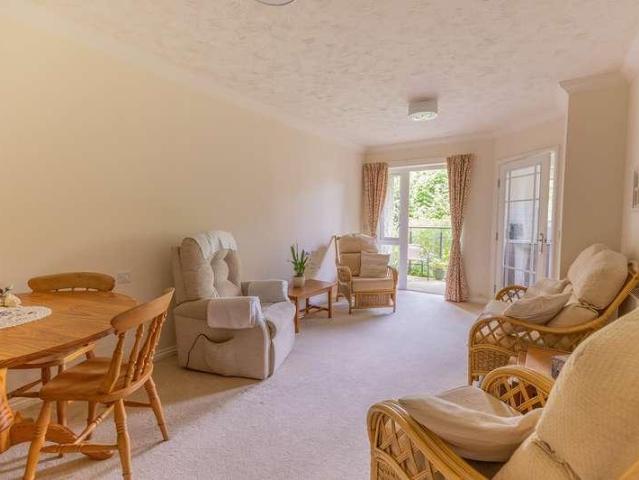 Flat for sale in Malmesbury, Wiltshire