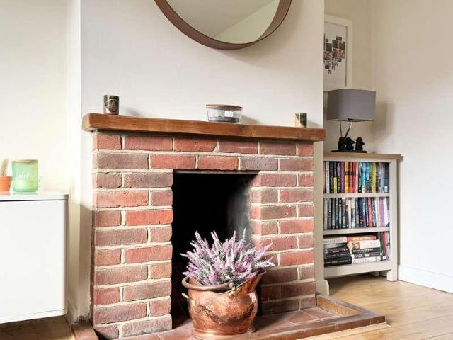 Flat for sale in Pouchen End, Hertfordshire