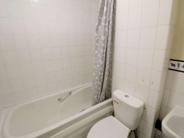 Flat for sale in Slough