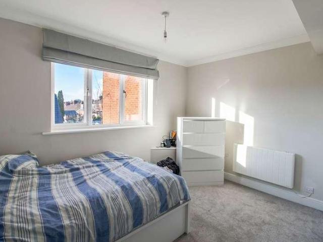 Flat for sale in Salisbury, Wiltshire