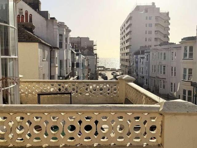 Flat for sale in Brunswick, Brighton & Hove