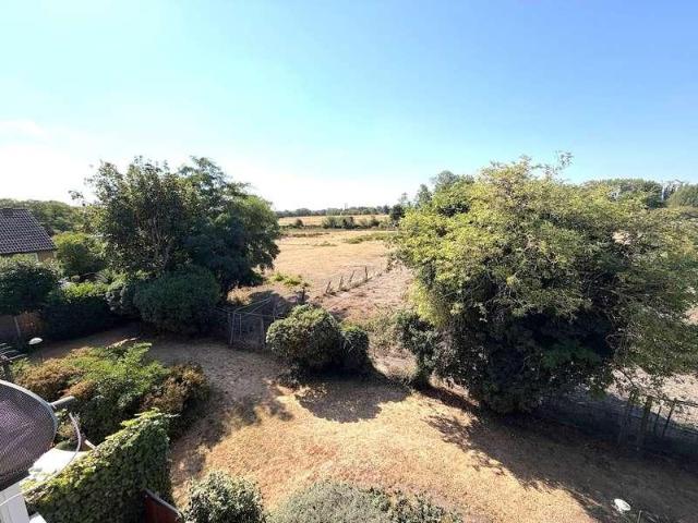 Flat for sale in London Borough of Hounslow, Feltham