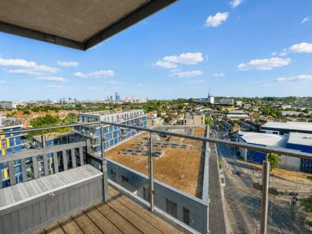 Flat for sale in Alperton, Greater London