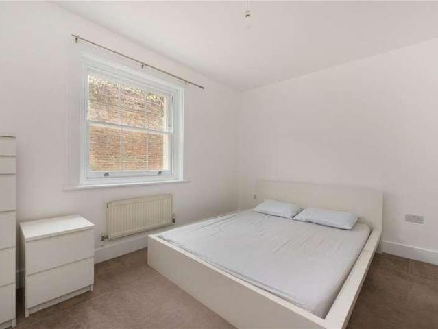 Flat for sale in Longport, The Bridge