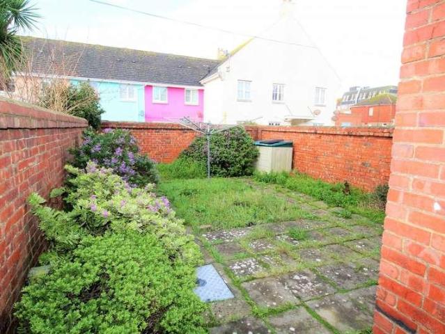 Flat for sale in West Worthing, Worthing