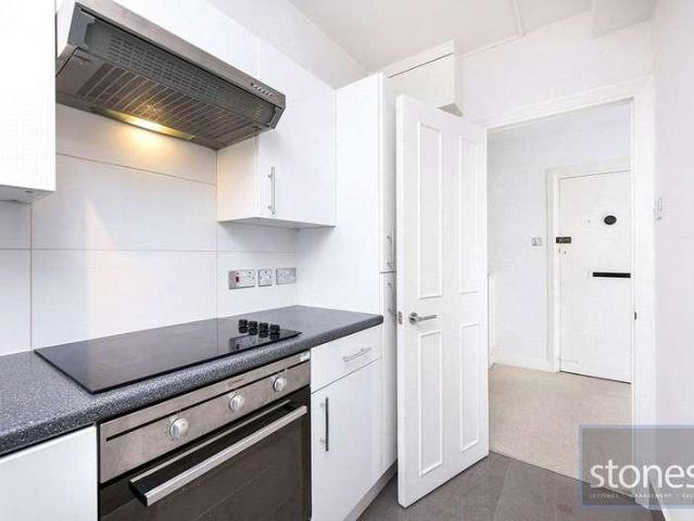 Flat for sale in Chalk Farm, Primrose Hill