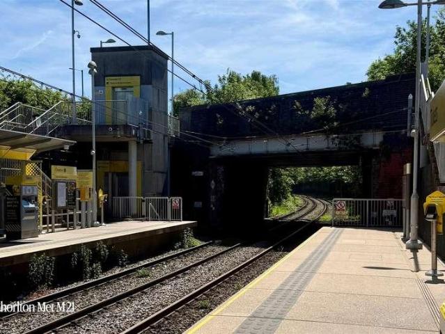 Flat for sale in Chorlton-cum-Hardy, Manchester