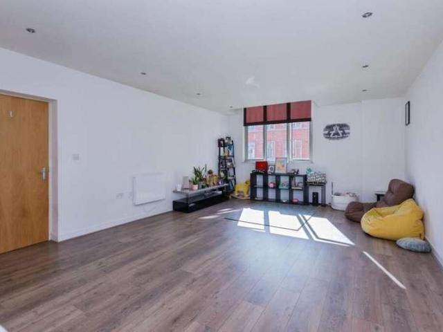 Flat for sale in St Matthew's, Old Wharf