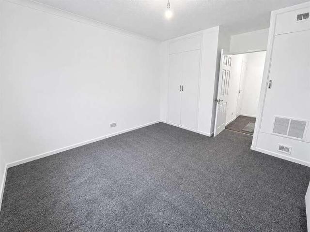 Flat for sale in Ashton upon Mersey, Trafford Park